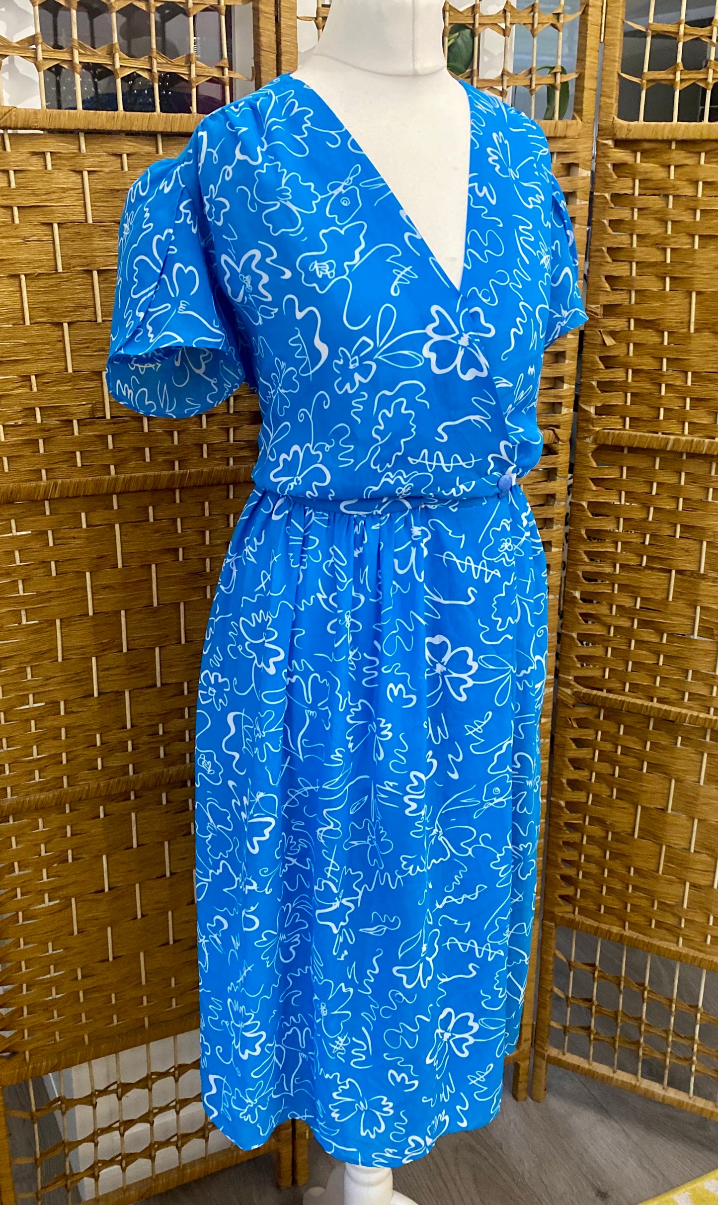 1980s Blue/White ‘Tea’ Style Midi-Dress (UK 14)
