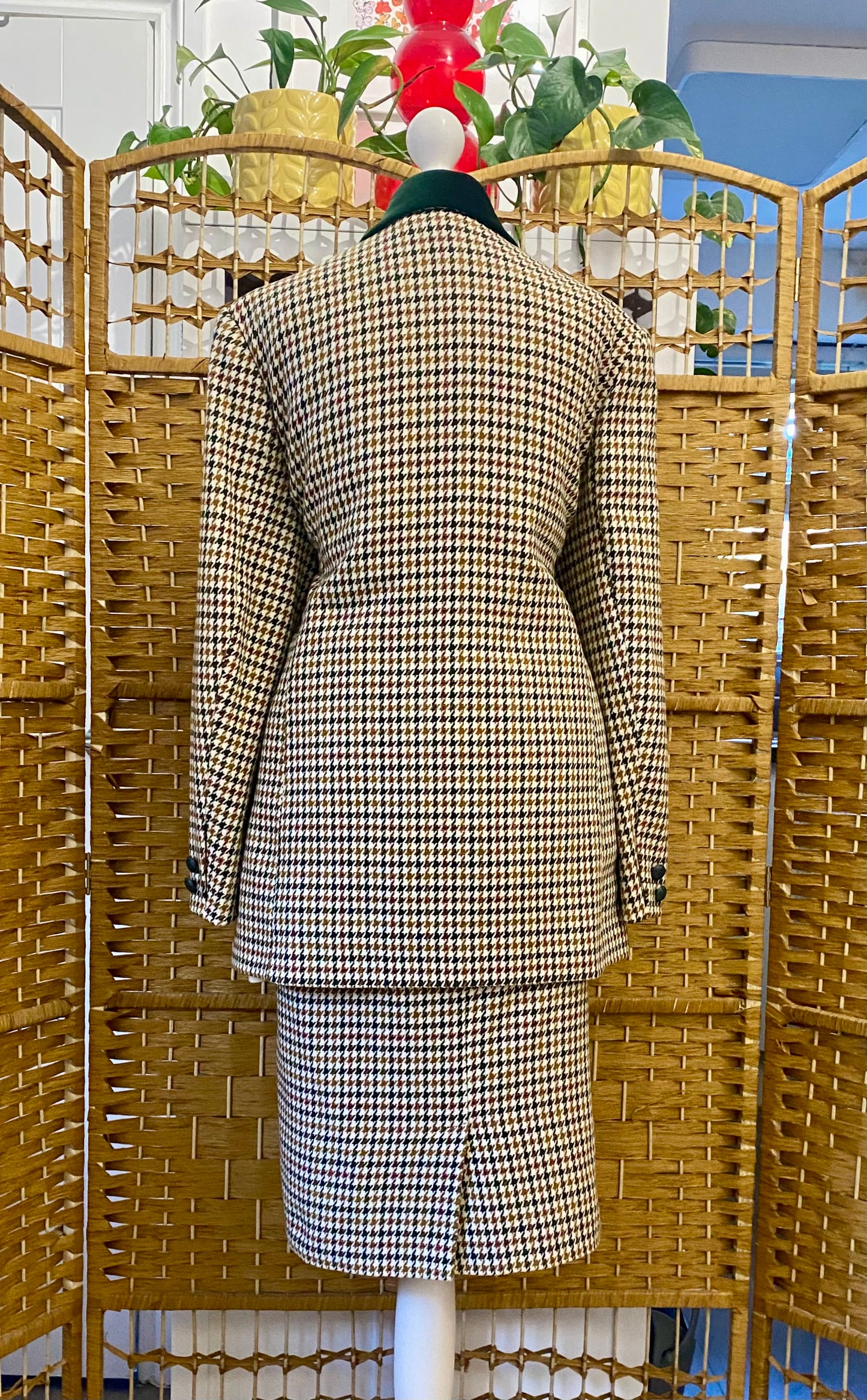 1980s C & A Skirt Suit (UK 10/12)