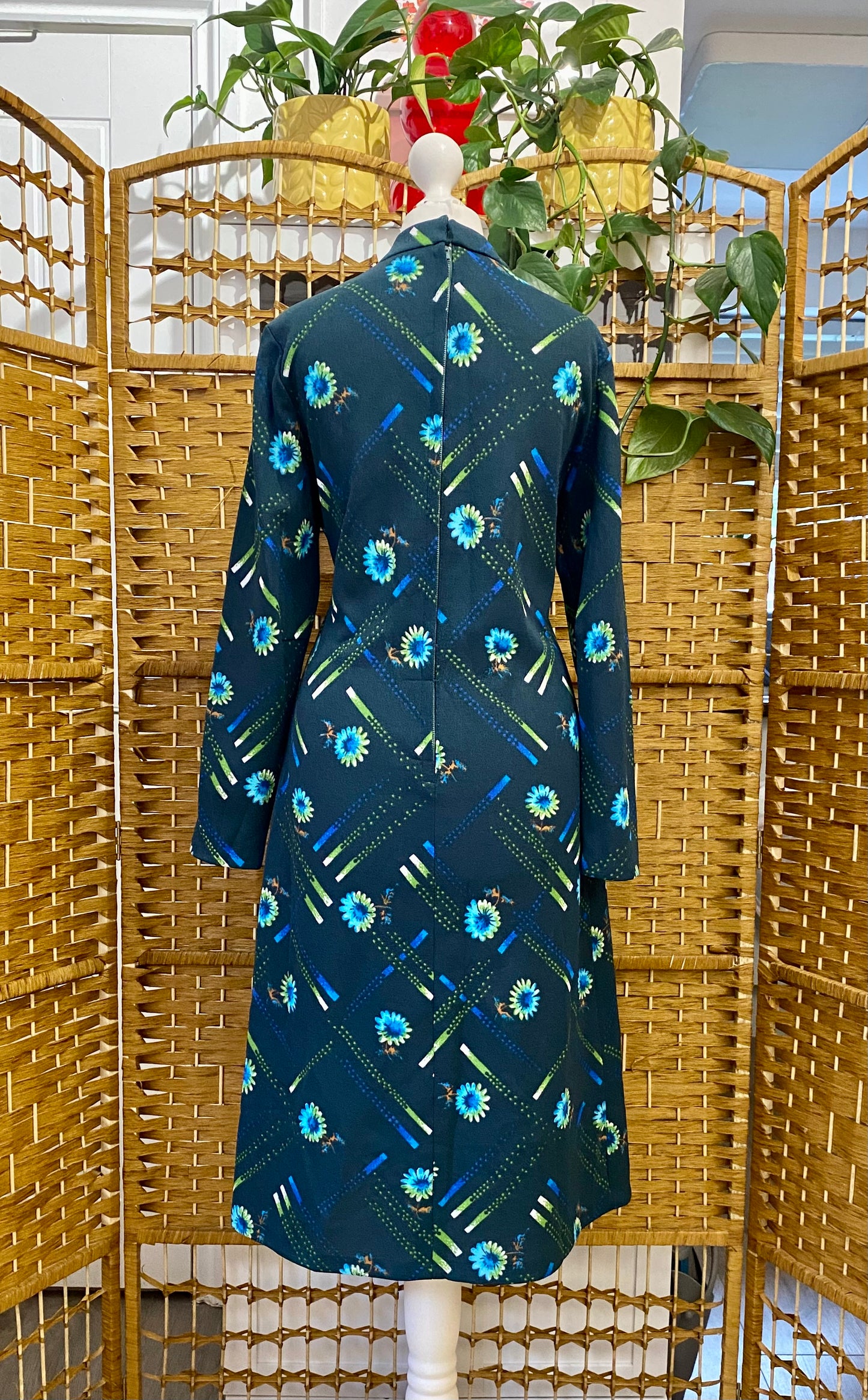 1960s Green Geometric Floral Print Midi-Dress (UK 12)