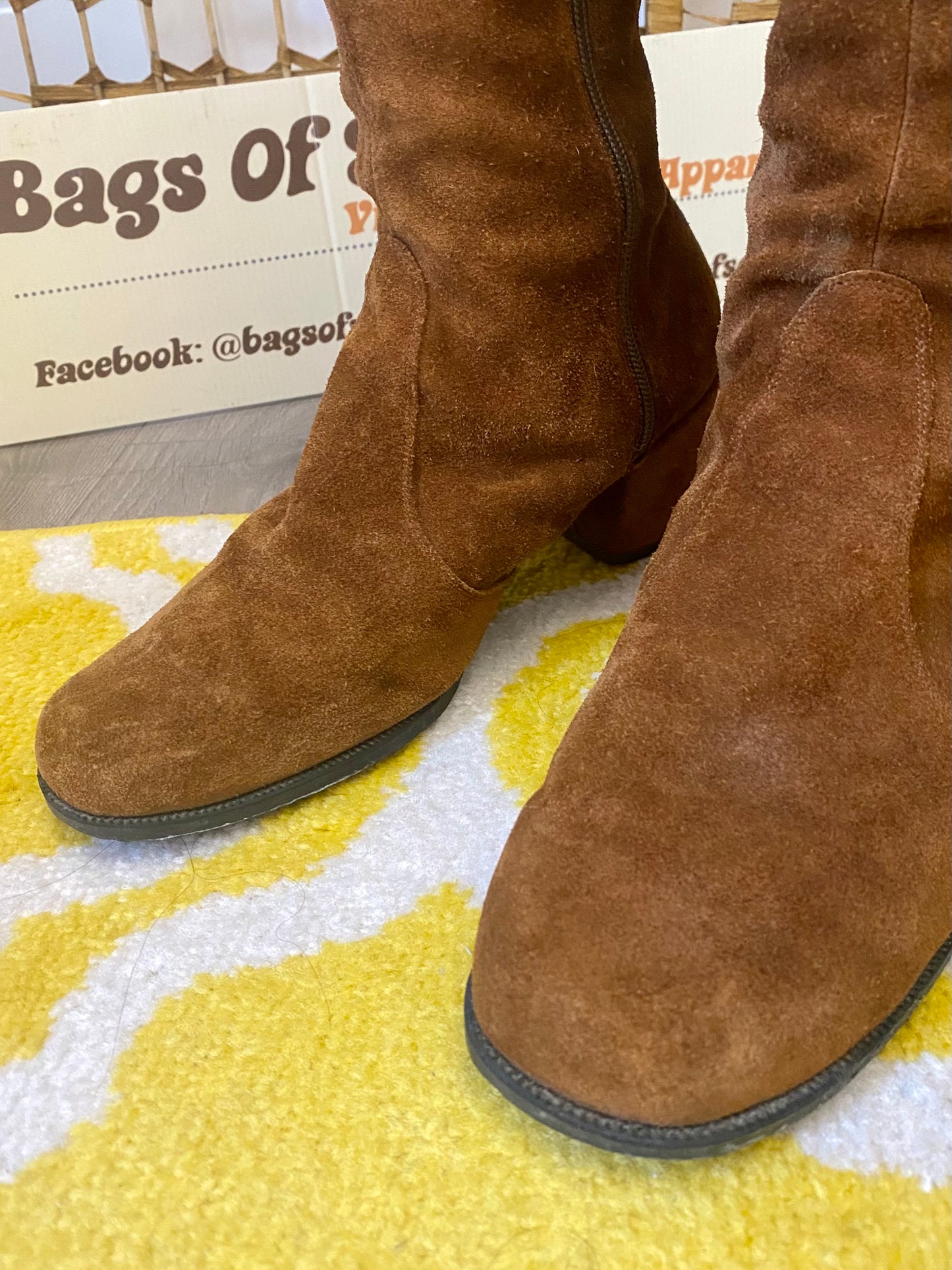 1960s Brown Suede Knee High Boots (UK 6)