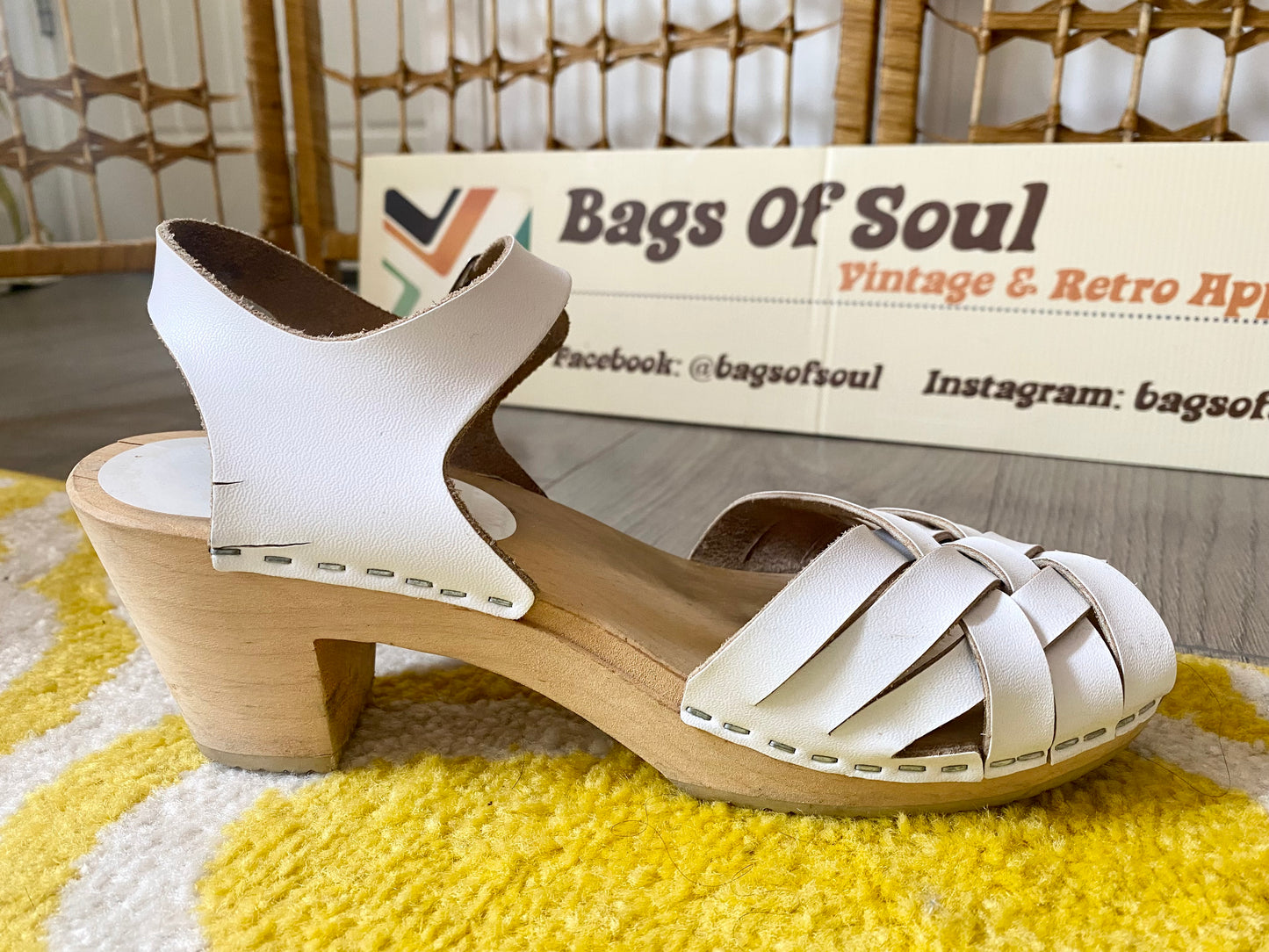 White Moheda Wooden Sandals (UK 6, EU 39)