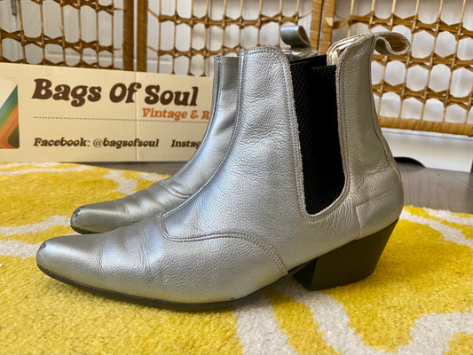 Silver Cuban Heeled Chelsea Boots (UK 6)