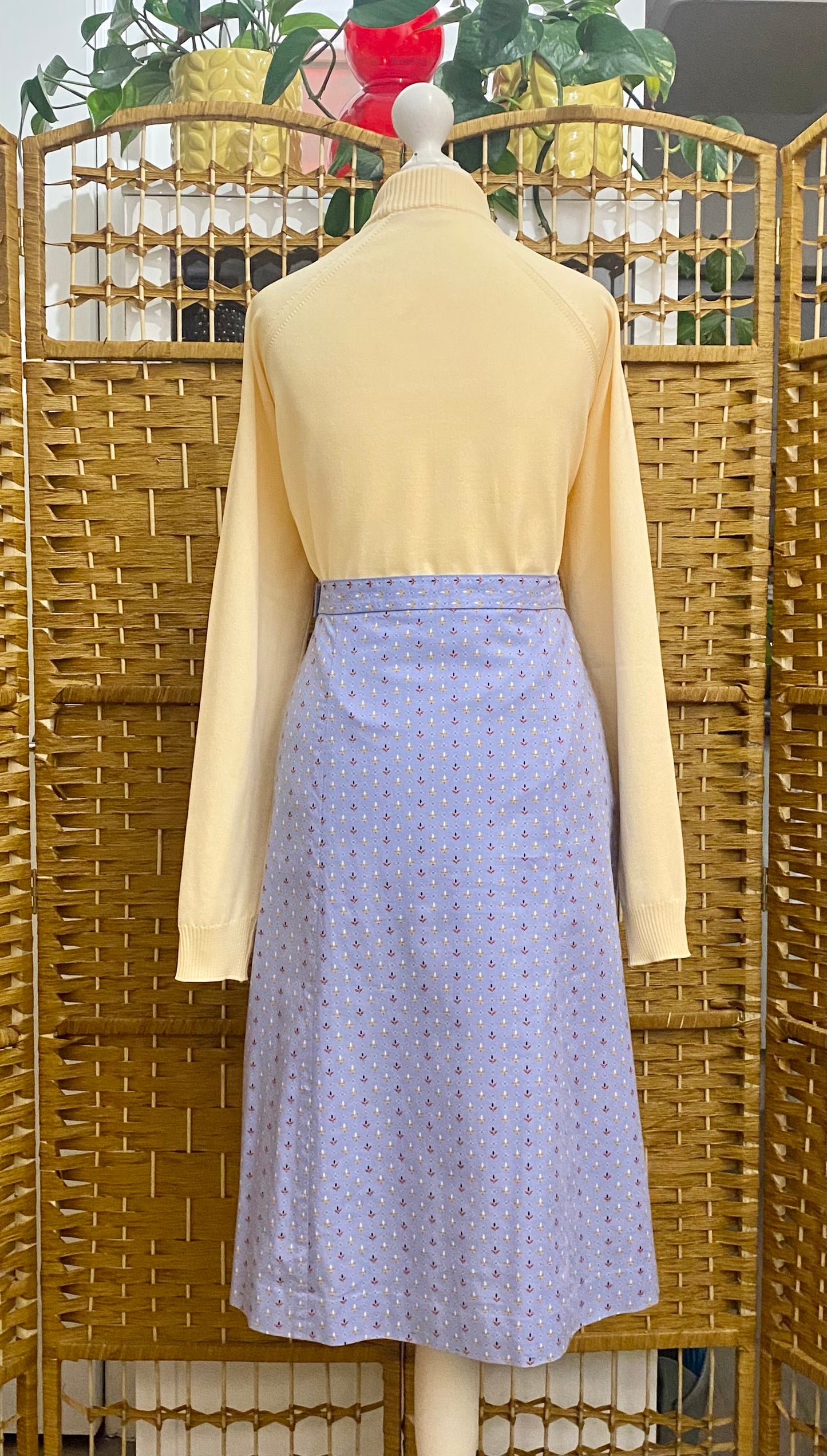 Pale Blue Geometric Print Midi-Skirt (UK 14)