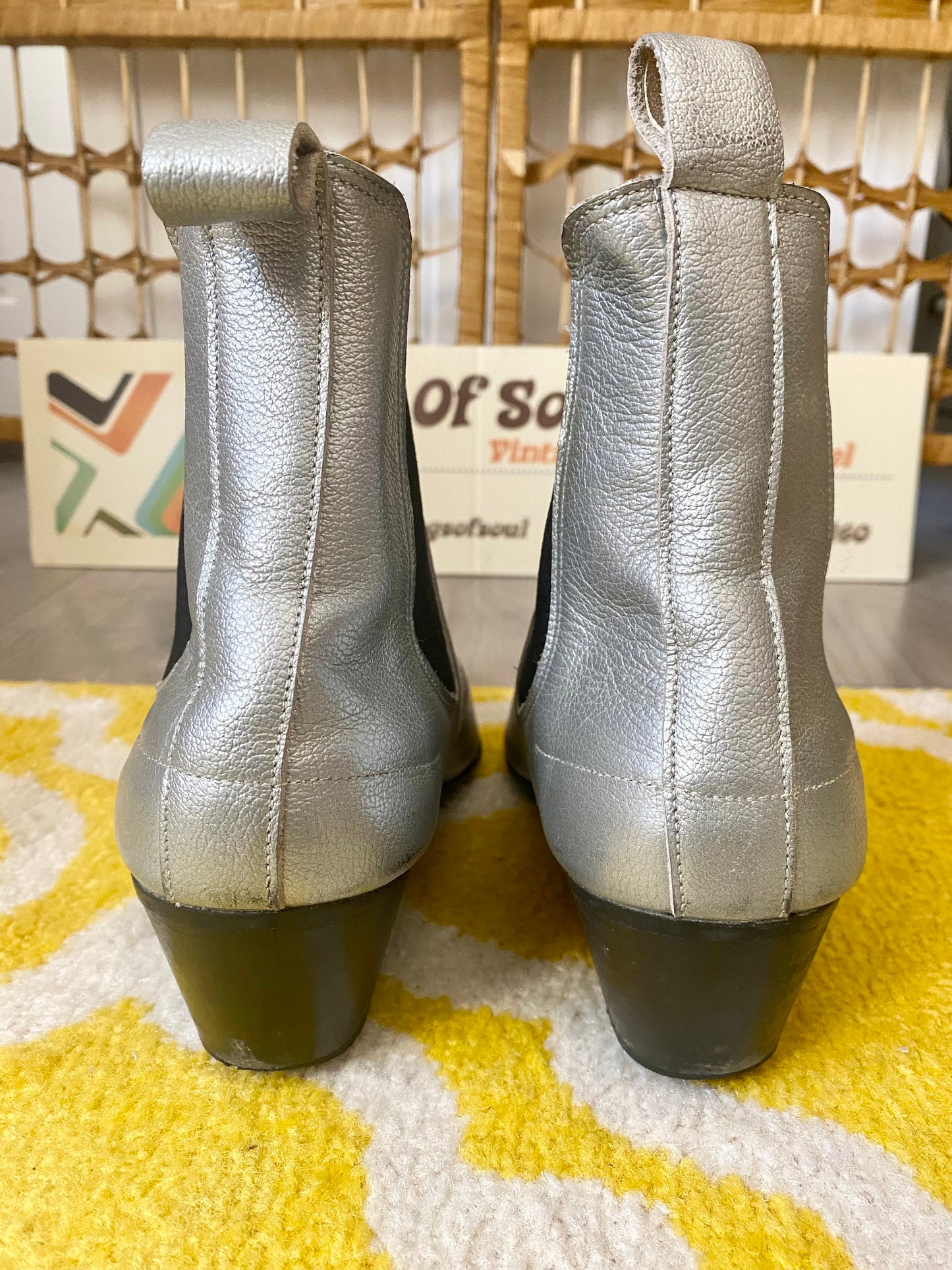 Silver Cuban Heeled Chelsea Boots (UK 6)