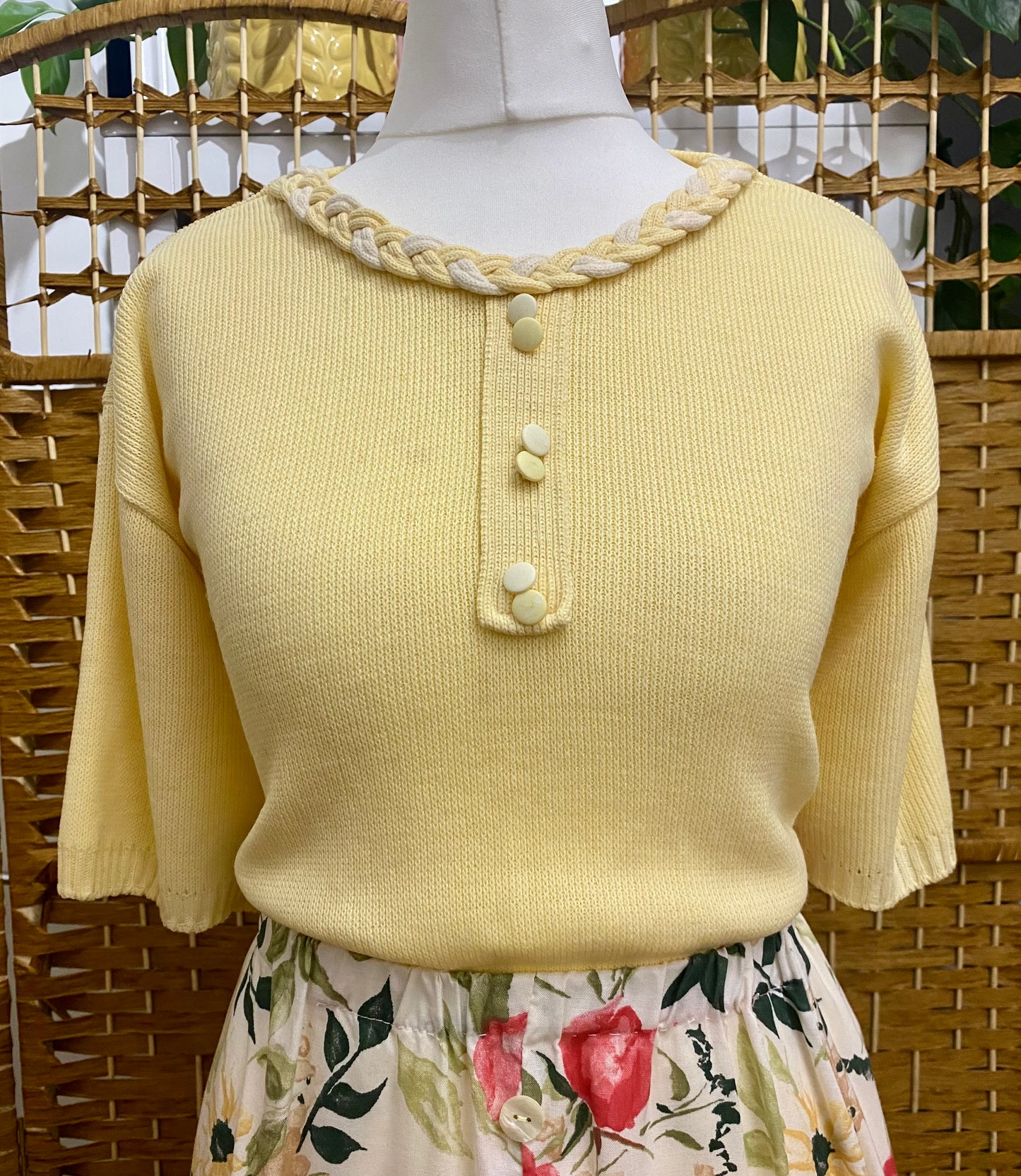 Yellow Knitted Top (UK 18/20)