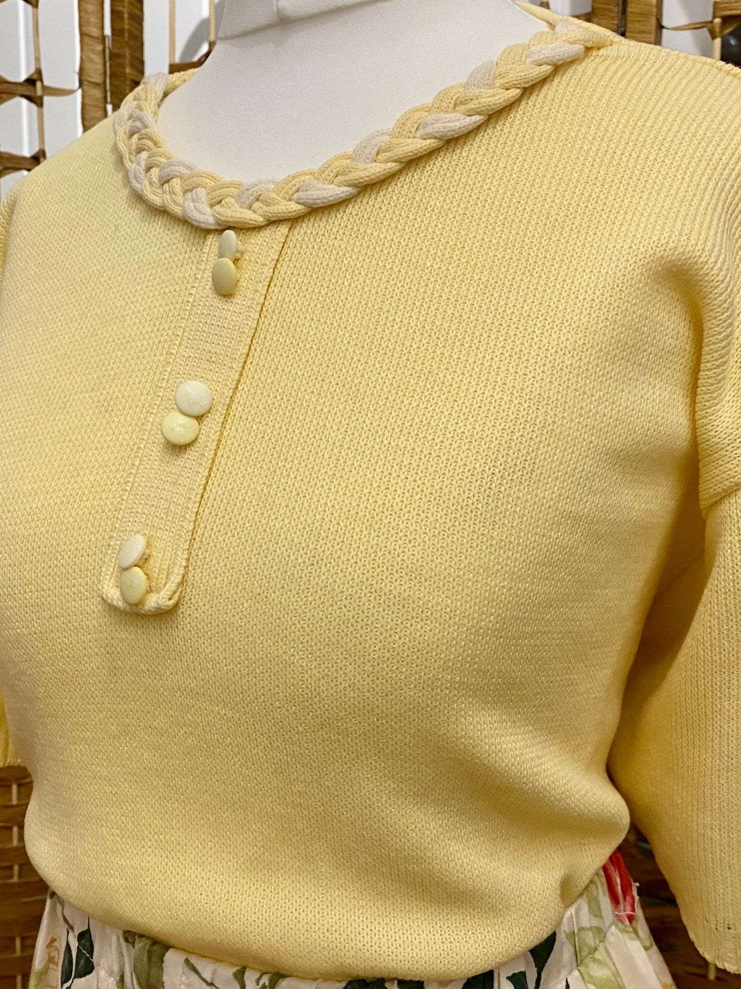 Yellow Knitted Top (UK 18/20)