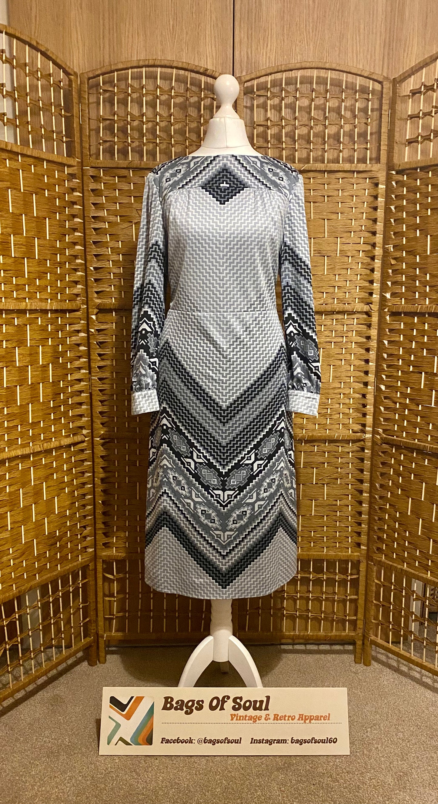 Black/White/Grey Geometric Print Midi-Dress by ‘Tulip’ (UK 10-12)